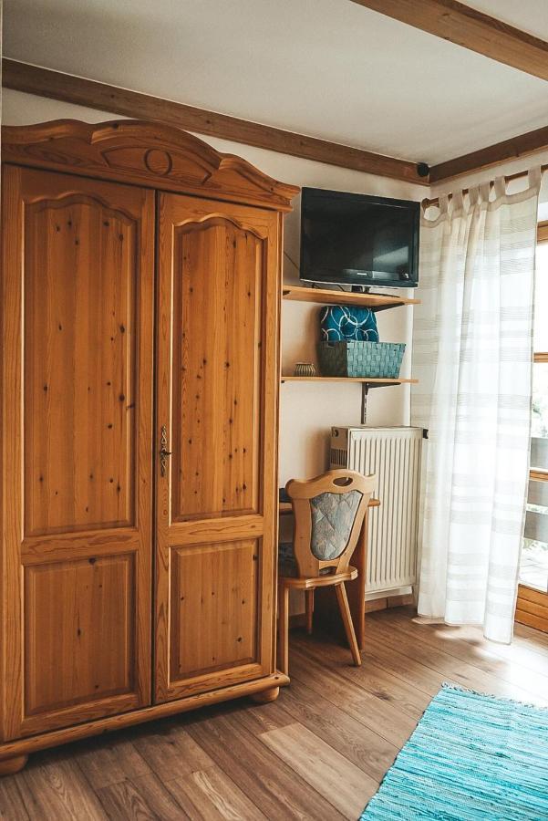 Edel Weiss Gaestezimmer Furstenstein ภายนอก รูปภาพ