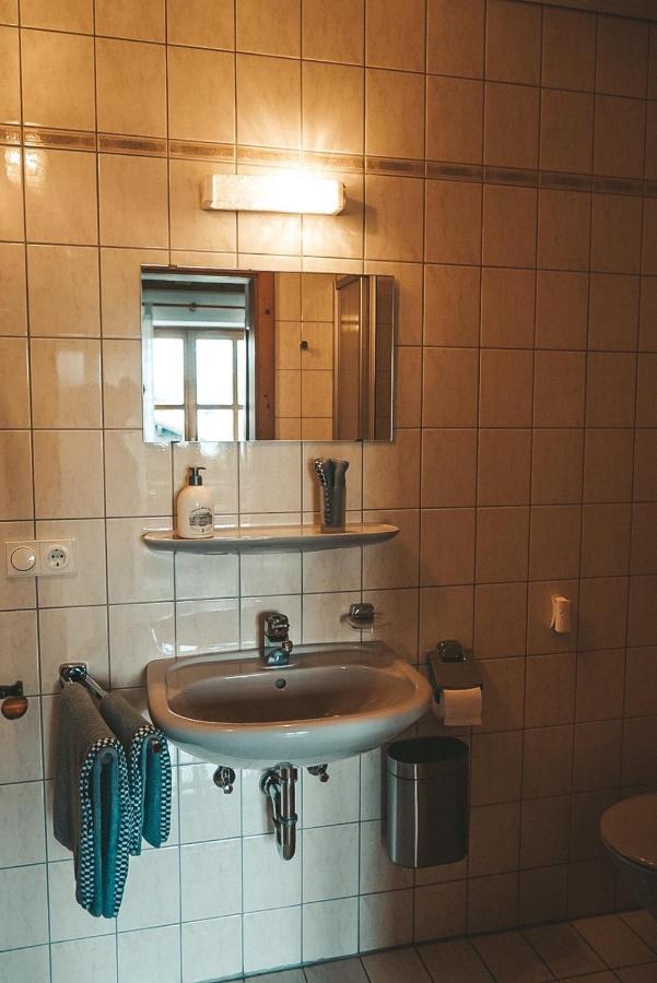 Edel Weiss Gaestezimmer Furstenstein ภายนอก รูปภาพ